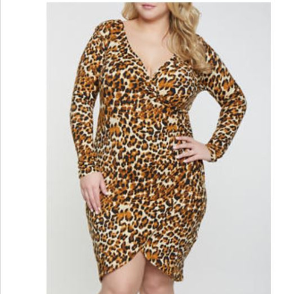 PLUS SIZE SEXY LEOPARD PRINT MINI WRAP DRESS 2X 20 - Picture 3 of 5